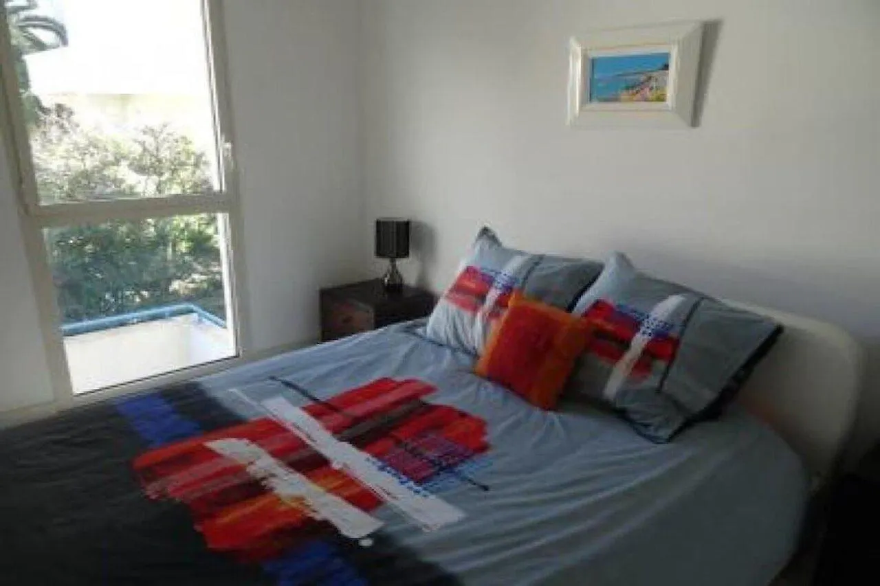 Modern One Bedroomed Apartment Just Off The Cannes Seafront With A Terrace And Pool Access 1753